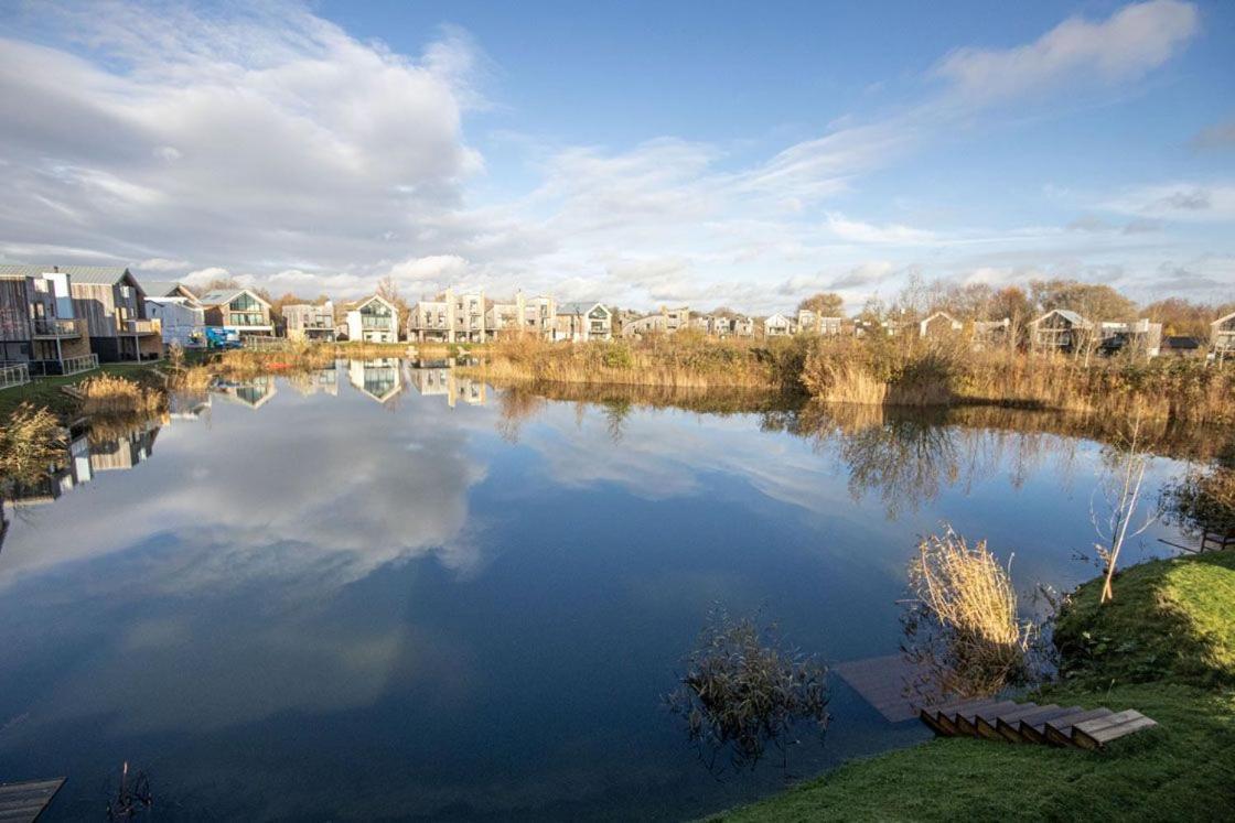 Minety Lake 43, Green Haven Somerford Keynes Exterior photo